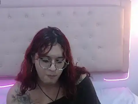 kathepickmanx online show from March 1, 2025, 6:24 am