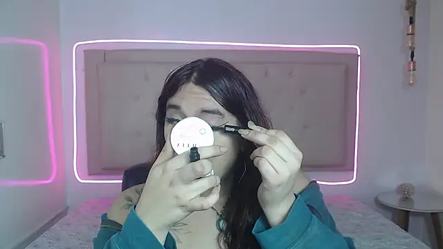 kathepickmanx online show from October 25, 2025, 3:36 am