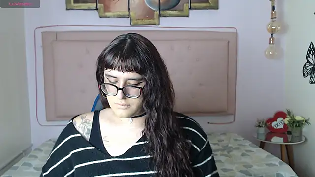 kathepickmanx online show from March 12, 2026, 3:34 am