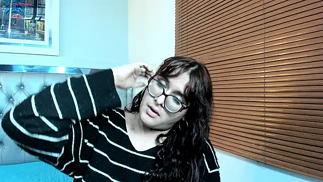 kathepickmanx online show from May 10, 2026, 3:44 am