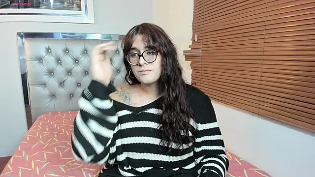 kathepickmanx online show from May 24, 2026, 3:33 am