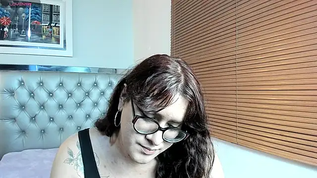 kathepickmanx online show from May 28, 2026, 3:37 am