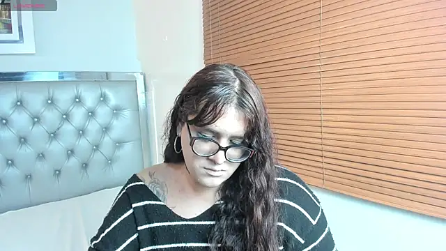 kathepickmanx online show from June 13, 2026, 3:48 am