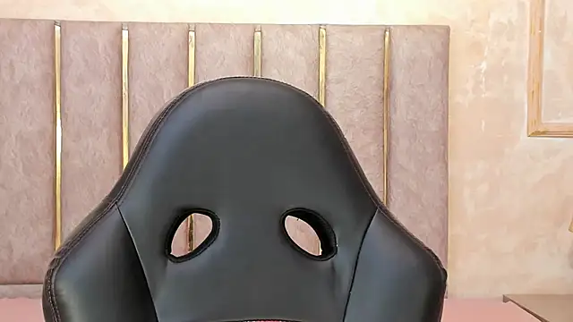 LilaBeily online show from February 7, 2026, 7:50 pm