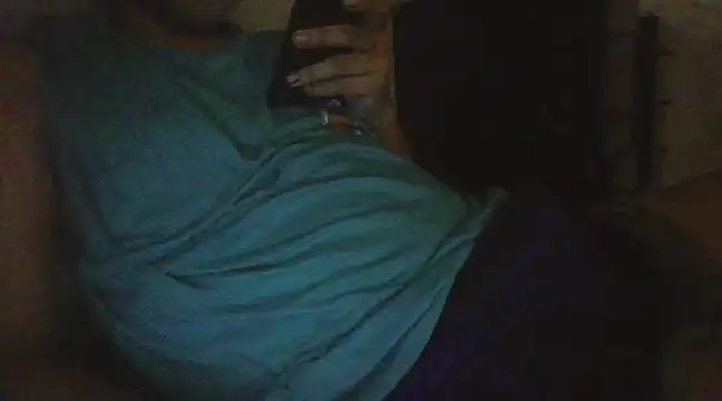 Snapshot of it0z_klk chatting on January 10, 2025, 6:20 am it0z klk online show from January 10, 2025, 6:20 am