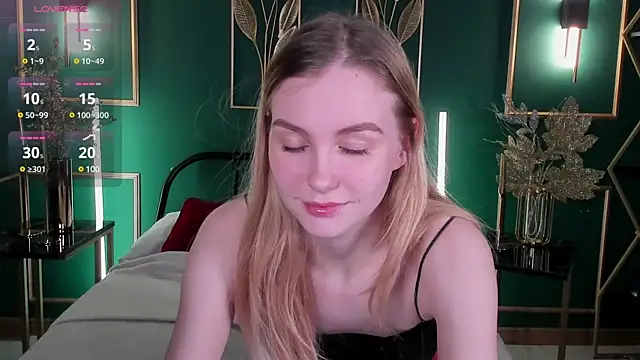 Snapshot of Molly_Pink_ chatting on January 28, 2025, 3:47 am Molly Pink online show from January 28, 2025, 3:47 am