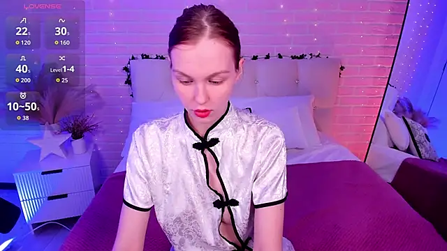 Snapshot of Molly_Pink_ chatting on October 9, 2025, 8:56 am Molly Pink online show from October 9, 2025, 8:56 am