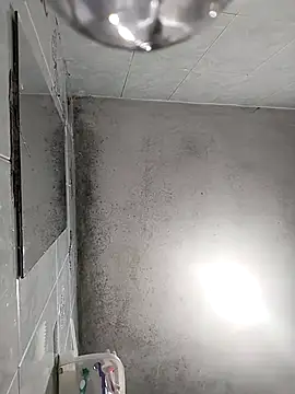 Teamhott online show from October 22, 2025, 6:07 pm