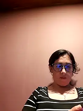 CHARLOTTE 1711 online show from September 22, 2025, 3:41 am