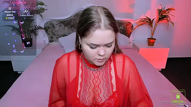 Snapshot of Erica__Alta chatting on October 1, 2025, 5:46 am Erica  Alta online show from October 1, 2025, 5:46 am