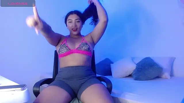 Snapshot of Gaby_Rosse2 chatting on February 6, 2025, 11:26 pm Gaby Rosse2 online show from February 6, 2025, 11:26 pm