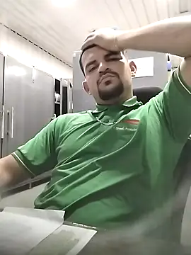 Snapshot of mamauara092 chatting on March 24, 2026, 3:17 pm mamauara092 online show from March 24, 2026, 3:17 pm