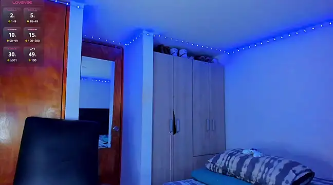 austinoficial online show from March 4, 2025, 1:12 am