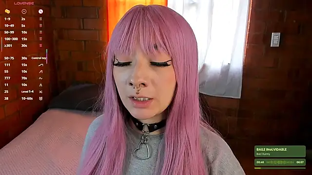 Snapshot of Annycolin_ chatting on February 26, 2025, 7:38 pm Annycolin online show from February 26, 2025, 7:38 pm