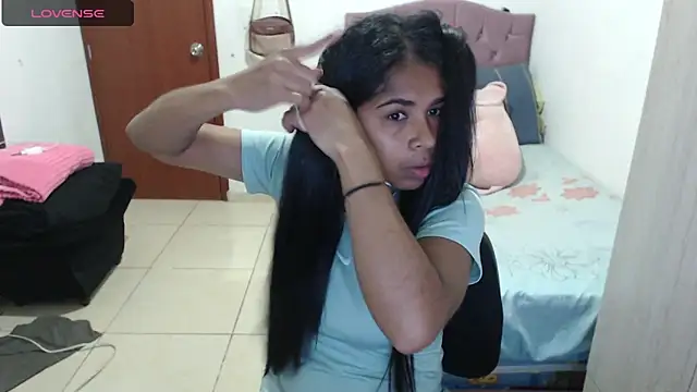 july-feria online show from September 17, 2025, 6:31 pm