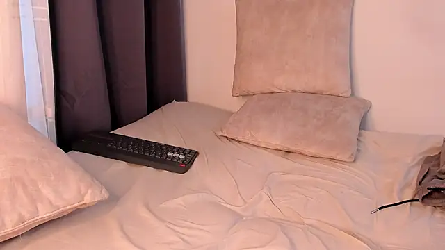 Snapshot of arturguy00 chatting on March 10, 2025, 10:45 pm arturguy00 online show from March 10, 2025, 10:45 pm