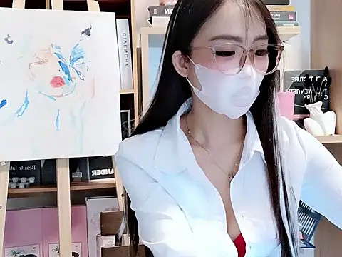 Snapshot of Lush-Office chatting on September 18, 2025, 6:04 am Lush-Office online show from September 18, 2025, 6:04 am