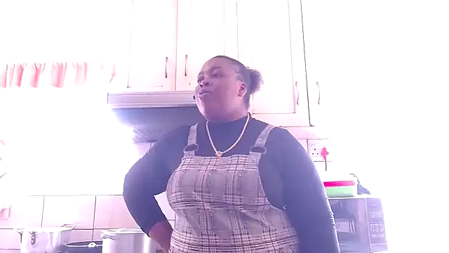 Snapshot of omalicha98 chatting on December 15, 2025, 7:23 am omalicha98 online show from December 15, 2025, 7:23 am