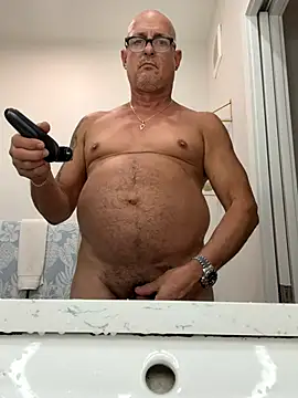 carlospingalinda online show from October 28, 2025, 12:14 am