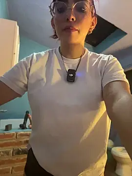 MartinaSooler online show from July 4, 2026, 3:13 am