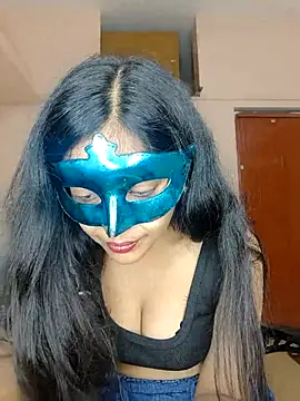 Snapshot of Babbyy_doll chatting on October 28, 2025, 10:01 pm Babbyy doll online show from October 28, 2025, 10:01 pm