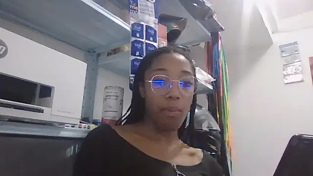 esmeralda-bk online show from February 28, 2025, 11:12 pm