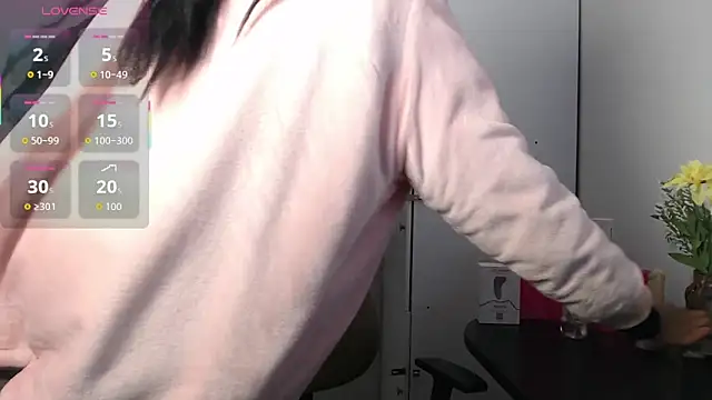 esmeralda-bk online show from September 30, 2025, 7:30 pm