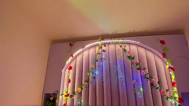 SabrinaSpell  online show from February 14, 2026, 11:51 am