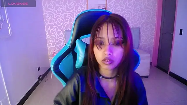 nilia ch online show from January 23, 2025, 1:19 am