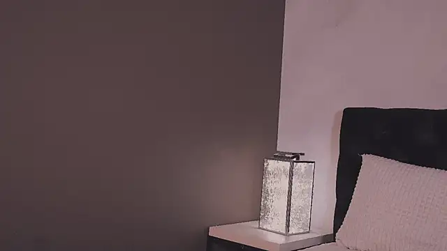 Snapshot of Bella_Alita chatting on October 7, 2025, 8:17 pm Bella Alita online show from October 7, 2025, 8:17 pm