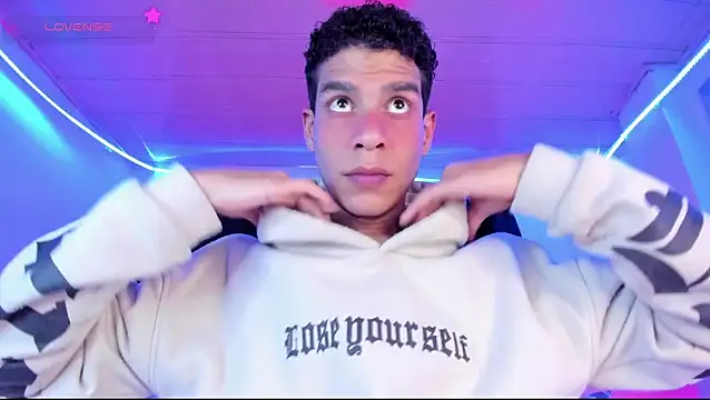 Ethan Boyy online show from April 22, 2026, 7:26 pm