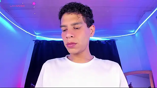 Ethan Boyy online show from May 8, 2026, 10:37 pm