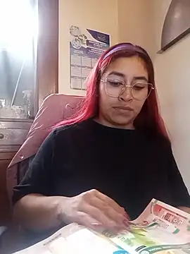 Snapshot of AnonymousGirl chatting on October 27, 2025, 8:57 pm AnonymousGirl online show from October 27, 2025, 8:57 pm