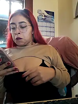 Snapshot of AnonymousGirl chatting on October 30, 2025, 2:18 pm AnonymousGirl online show from October 30, 2025, 2:18 pm