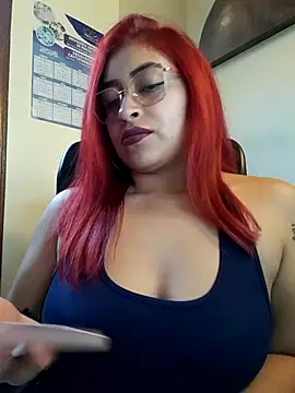 Snapshot of AnonymousGirl chatting on November 14, 2025, 9:24 pm AnonymousGirl online show from November 14, 2025, 9:24 pm