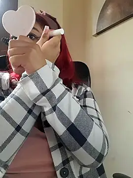 Snapshot of AnonymousGirl chatting on December 2, 2025, 1:28 pm AnonymousGirl online show from December 2, 2025, 1:28 pm