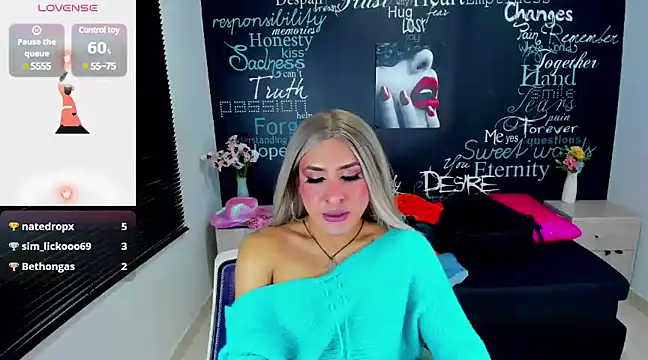 Snapshot of Georgina_Giio chatting on January 16, 2025, 8:54 am Georgina Giio online show from January 16, 2025, 8:54 am