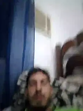 Snapshot of alejo5288 chatting on September 27, 2025, 2:27 am alejo5288 online show from September 27, 2025, 2:27 am