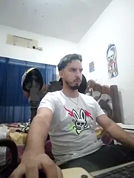 Snapshot of alejo5288 chatting on October 1, 2025, 1:11 am alejo5288 online show from October 1, 2025, 1:11 am