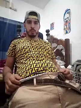 Snapshot of alejo5288 chatting on October 21, 2025, 3:07 am alejo5288 online show from October 21, 2025, 3:07 am