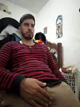 Snapshot of alejo5288 chatting on November 4, 2025, 1:59 am alejo5288 online show from November 4, 2025, 1:59 am