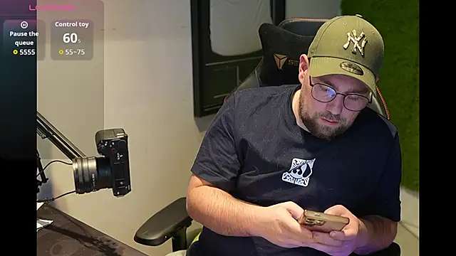 justinitt online show from December 13, 2025, 7:53 pm