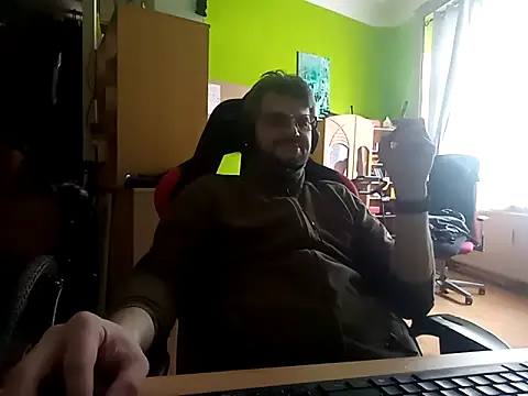 Snapshot of stary-w-kalesonach chatting on February 10, 2025, 11:04 am stary-w-kalesonach online show from February 10, 2025, 11:04 am