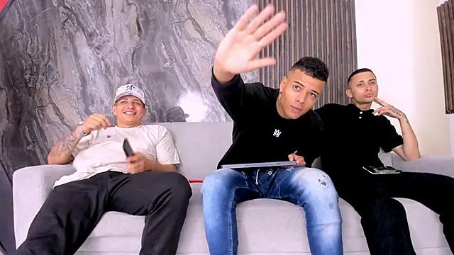 friendship x online show from February 26, 2025, 1:21 am