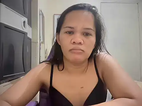 SophiaCourthaway online show from May 23, 2026, 3:27 pm