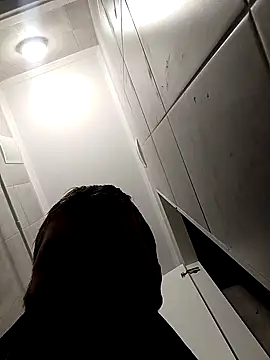 Snapshot of Fistyl@xh chatting on September 24, 2025, 9:18 pm Fistylxh online show from September 24, 2025, 9:18 pm