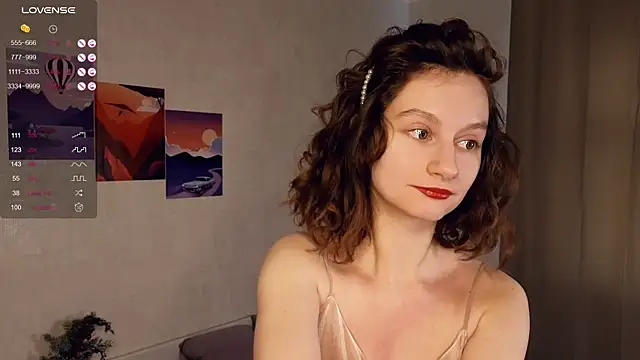 Snapshot of Leya_Curly chatting on February 14, 2025, 9:56 am Leya Curly online show from February 14, 2025, 9:56 am