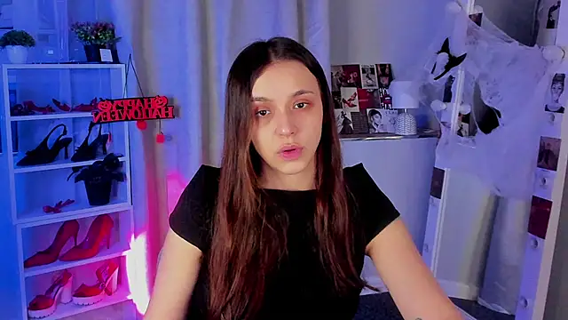 Sahara Shields online show from October 29, 2025, 10:17 am