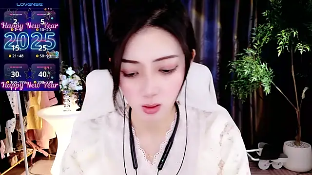 miaomiao-777 online show from March 3, 2025, 5:07 pm
