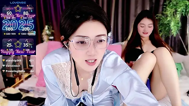 miaomiao-777 online show from March 11, 2025, 5:27 am